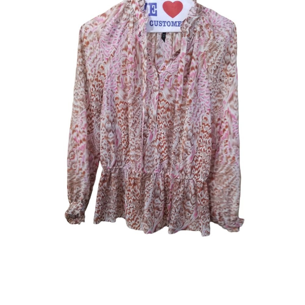bellatrix  long sleeve feather like detail top size M (210)